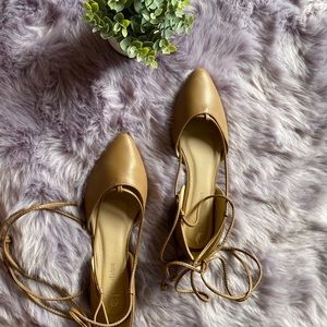 Room of fashion strappy flats size 10